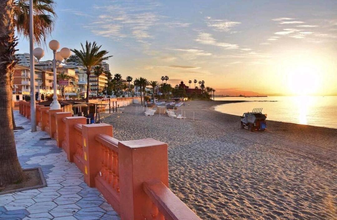 Benalbeach Casa Kito Dreams 1ª Linea Playa Benalmádena Eksteriør billede